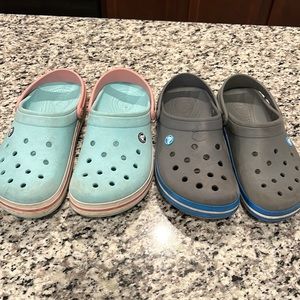 Crocs bundle size W 10 M 8